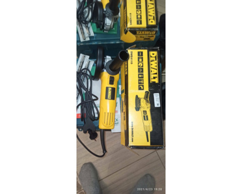 Угловая шлифмашина DEWALT DWE4119