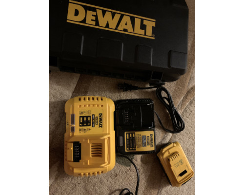 Универсальное зарядное устройство (18-54 В) DEWALT DCB118