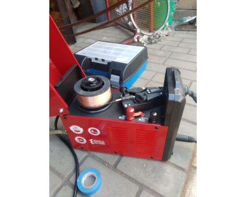 Инвертор ELITECH ИС 160ПН Промо Инвертор ELITECH ИС 160ПН Промо