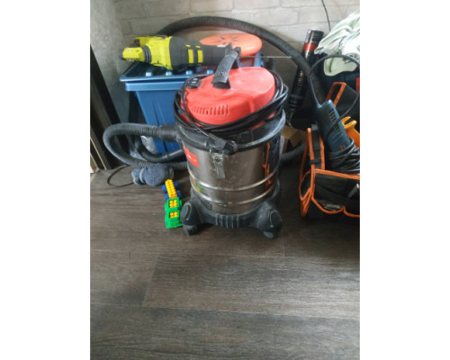 Строительный пылесос FUBAG WD 4SP 38991 Строительный пылесос FUBAG WD 4SP 38991