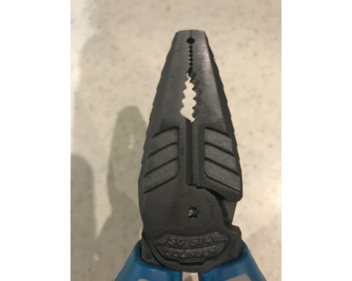 Комбинированные плоскогубцы GROSS 180 мм, трехкомпонентные рукоятки 16973