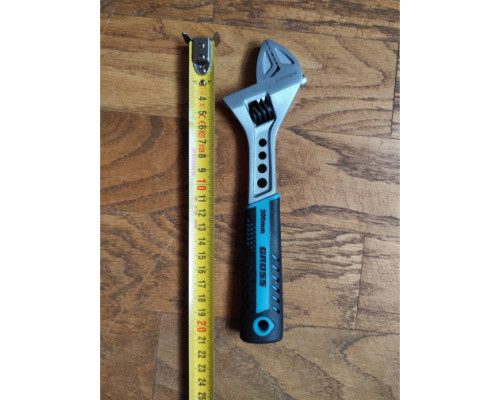 Разводной ключ GROSS 200 мм 15561