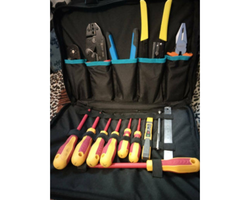 Сумка для инструмента GROSS  Meister, 31 карман, отсек для ноутбука, наплечный ремень 90271