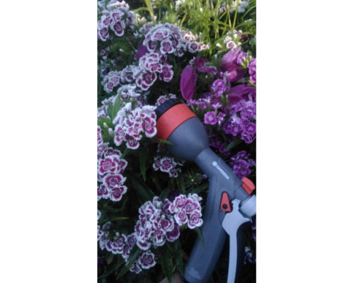 Многофункциональный пистолет для полива Gardena Classic 18343-20.000.00 Многофункциональный пистолет для полива Gardena Classic 18343-20.000.00