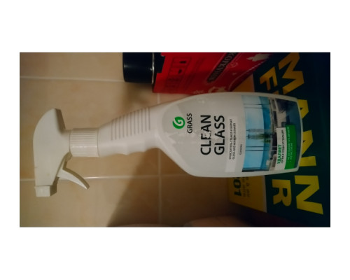 Средство для мытья стёкол,окон,пластика и зеркал Grass Clean Glass 600 мл мытье окон 130600 Средство для мытья стёкол,окон,пластика и зеркал Grass Clean Glass 600 мл мытье окон 130600