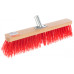 Уличная щетка без ручки Grinda EURO буковая колодка, жесткая щетина, с металлическим держателем для черенка, 40см 39193-40