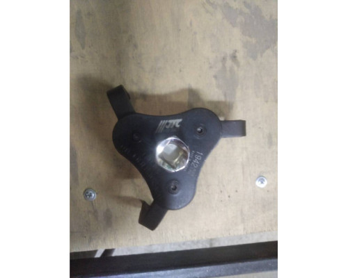 Трехлапый съемник масляного фильтра, 63-102 мм JTC 1942