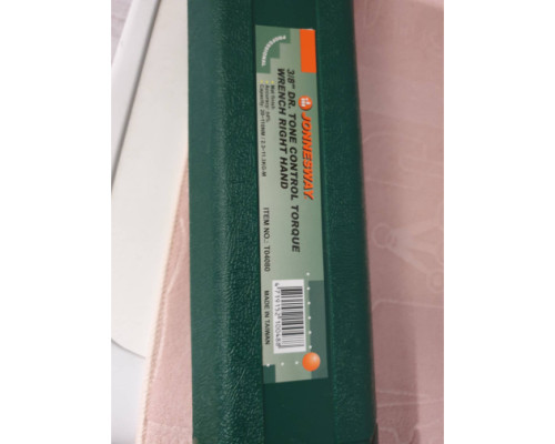 Динамометрический ключ Jonnesway T04080 3/8" 20-110 НМ 47306