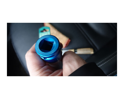 Головка торцевая ударная (1/2"DR; 17 мм) для л/с дисков Jonnesway S03AD4317