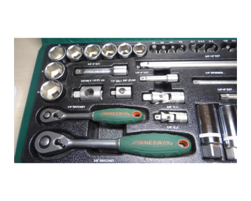 Набор торцевых головок 1/4" и 3/8"DR 57 предметов (ложемент) Jonnesway S04H3157ST (S04H3157SP) Набор торцевых головок 1/4" и 3/8"DR 57 предметов (ложемент) Jonnesway S04H3157ST (S04H3157SP)