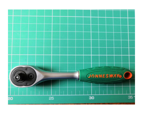 Рукоятка трещоточная 1/4д.DR, 36 зубцов, 145 мм Jonnesway R2902