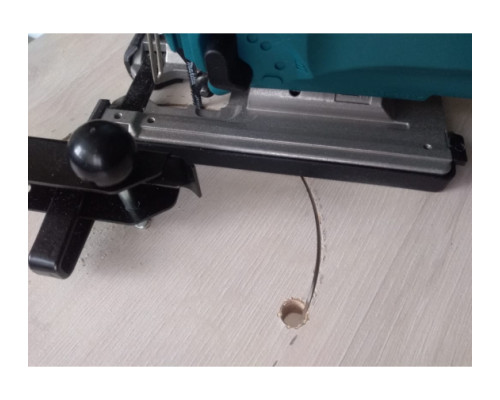 Параллельный упор циркуль для лобзиков Makita 192732-4