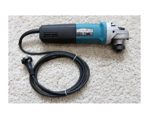Угловая шлифовальная машина Makita 9565CVR