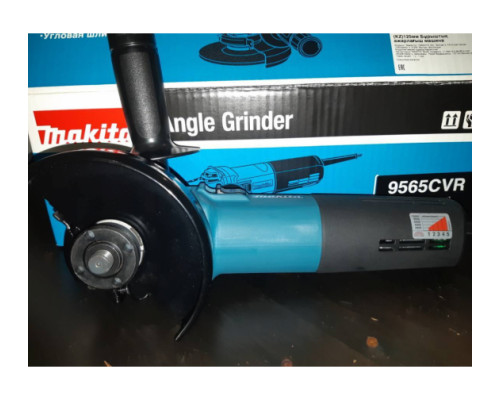 Угловая шлифовальная машина Makita 9565CVR