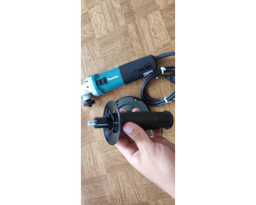 Угловая шлифовальная машина Makita 9565CVR