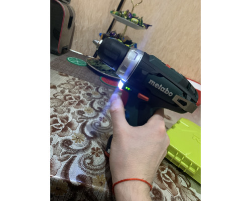 Аккумуляторный винтоверт Metabo PowerMaxx BS Basic 600080500 Аккумуляторный винтоверт Metabo PowerMaxx BS Basic 600080500