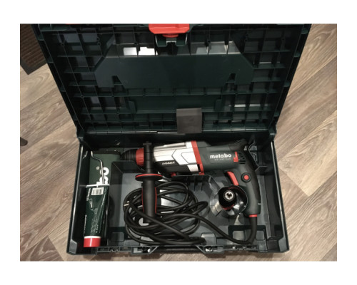 Перфоратор Metabo KHE 2660 Quick + патрон 600663500 Перфоратор Metabo KHE 2660 Quick + патрон 600663500