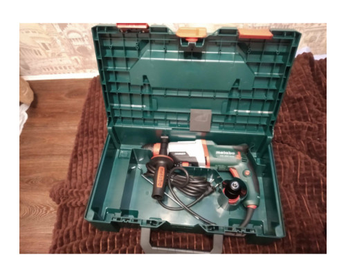 Перфоратор Metabo KHE 2660 Quick + патрон 600663500 Перфоратор Metabo KHE 2660 Quick + патрон 600663500