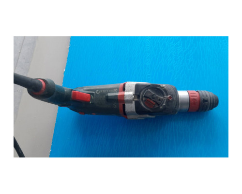 Перфоратор Metabo KHE 2860 Quick + патрон 600878500 Перфоратор Metabo KHE 2860 Quick + патрон 600878500