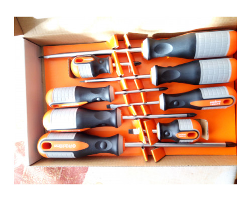 Набор отверток ROUND GRIP 8 предметов Ombra 975008