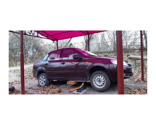 Подкатной домкрат Ombra OHT202C 2 т 135-330 мм в кейсе 55434