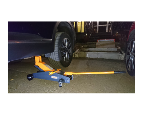 Подкатной домкрат Ombra OHT203 3 т, увеличенная высота подъема 192-533 мм 55404