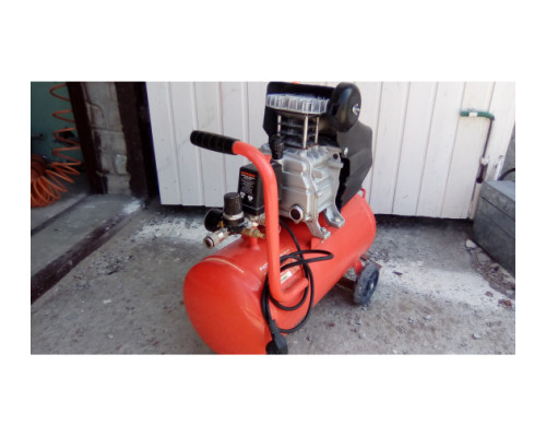 Компрессор PATRIOT EURO 24/240 525306365 Компрессор PATRIOT EURO 24/240 525306365