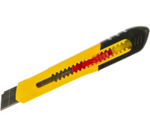 Нож из АБС пластика Stayer QUICK-18 сегментированные лезвия 18 мм 0910_z01