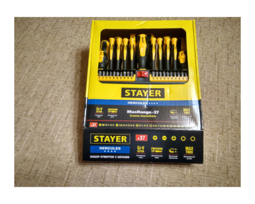 Набор реверсивных отверток с насадками 37шт в боксе STAYER MASTER 25312-H37 Набор реверсивных отверток с насадками 37шт в боксе STAYER MASTER 25312-H37
