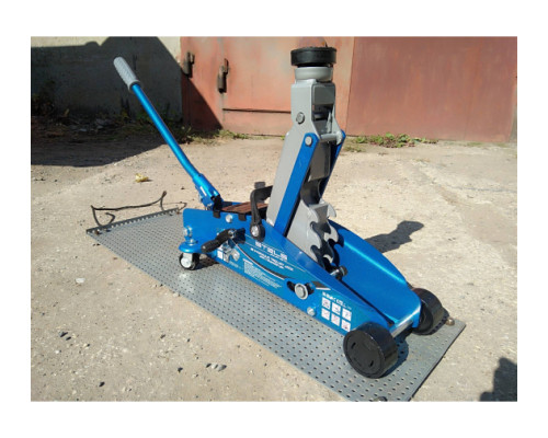 Гидравлический подкатной домкрат с фиксатором 2.5 т STELS SAFETY PIN 51132