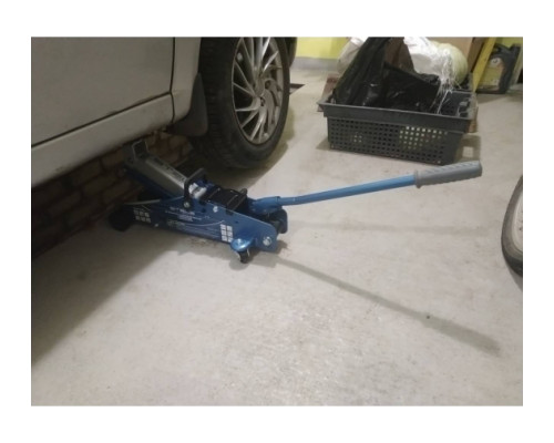 Гидравлический подкатной домкрат с фиксатором 2.5 т STELS SAFETY PIN 51132