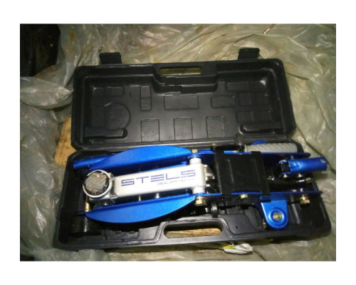 Гидравлический подкатной домкрат с фиксатором 2.5 т STELS SAFETY PIN 51132