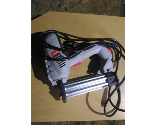 Скобозабивной пистолет ЗУБР 2000 Вт ЗСП-2000