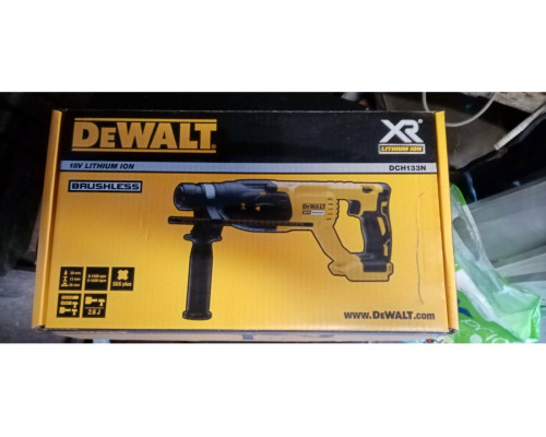 Бесщеточный перфоратор DEWALT DCH133N