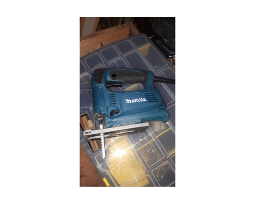 Электролобзик Makita 4329