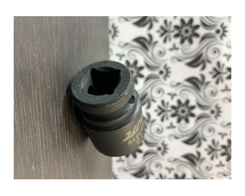 Головка торцевая 1/2” 19 ударная L=38мм JTC 443819