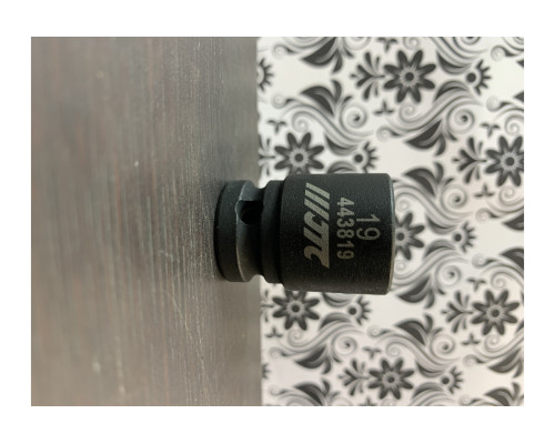 Головка торцевая 1/2” 19 ударная L=38мм JTC 443819