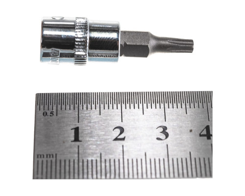 Насадка торцевая 1/4"DR с вставкой-битой T20 Ombra 114320