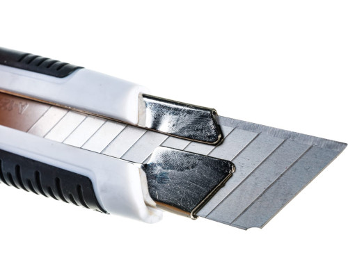 Нож со сменным лезвием Монтажник 25мм, обрезиненный, ABS+TPR 600508