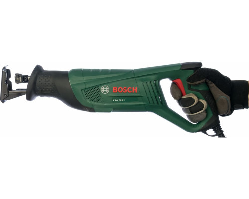 Сабельная электроножовка Bosch PSA 700 E 06033A7020