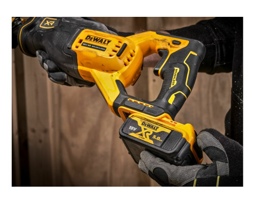 Сабельная пила Dewalt DCS382N-XJ