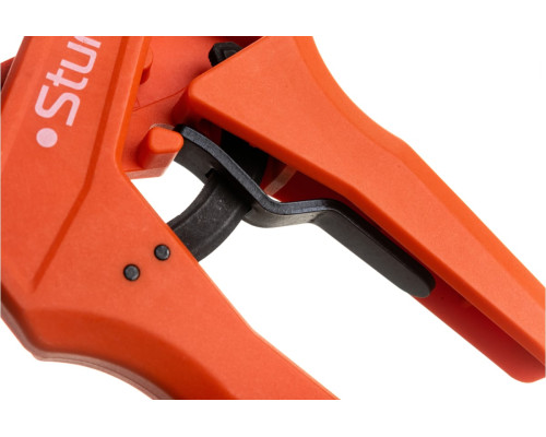 Струбцина Sturm клещеобразная с храповым механизмом, длина 226мм, зев 75мм 1078-09-075