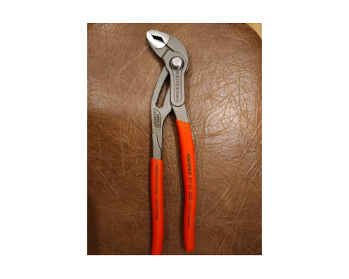 Универсальные переставные клещи KNIPEX КОБРА KN-8701250