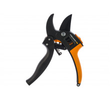 Контактный секатор с храповым механизмом Fiskars 1000575 (111670)